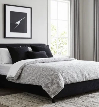 18 Black and White Bedding Ideas for Bold Modern Rooms