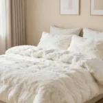 19 White Fluffy Bedding Ideas for Cozy Luxury Beds